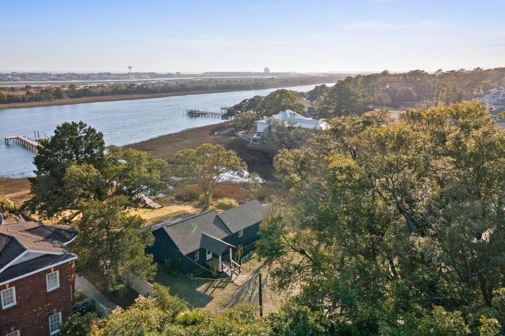 Dolphin Cove - Whole Waterfront House With Dock Villa Ocean Isle Beach Exterior photo